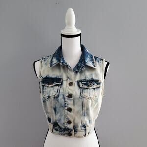 Miss Posh Sleeveless Distressed Jean Jacket Size M